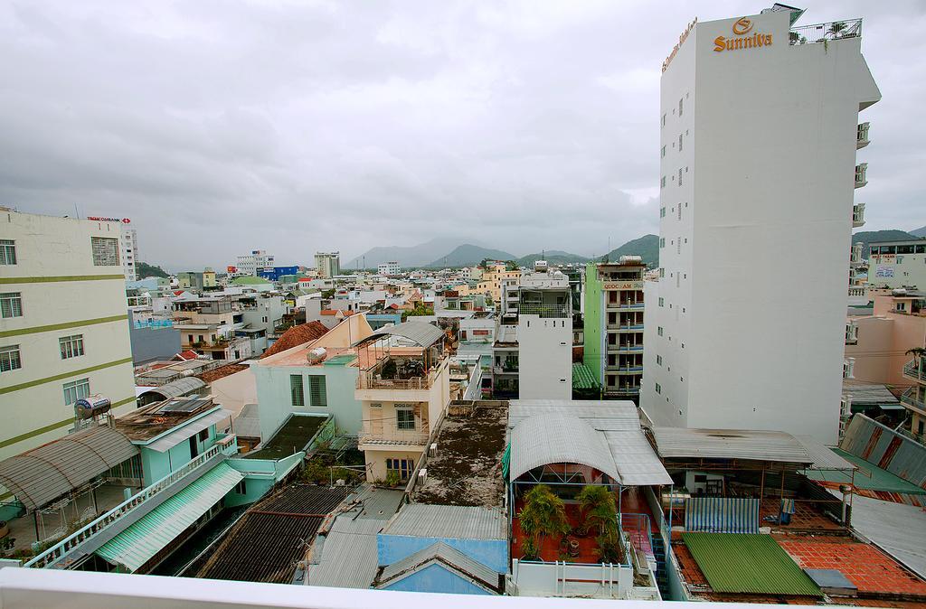 Sun Flower Hotel Нячанг Экстерьер фото