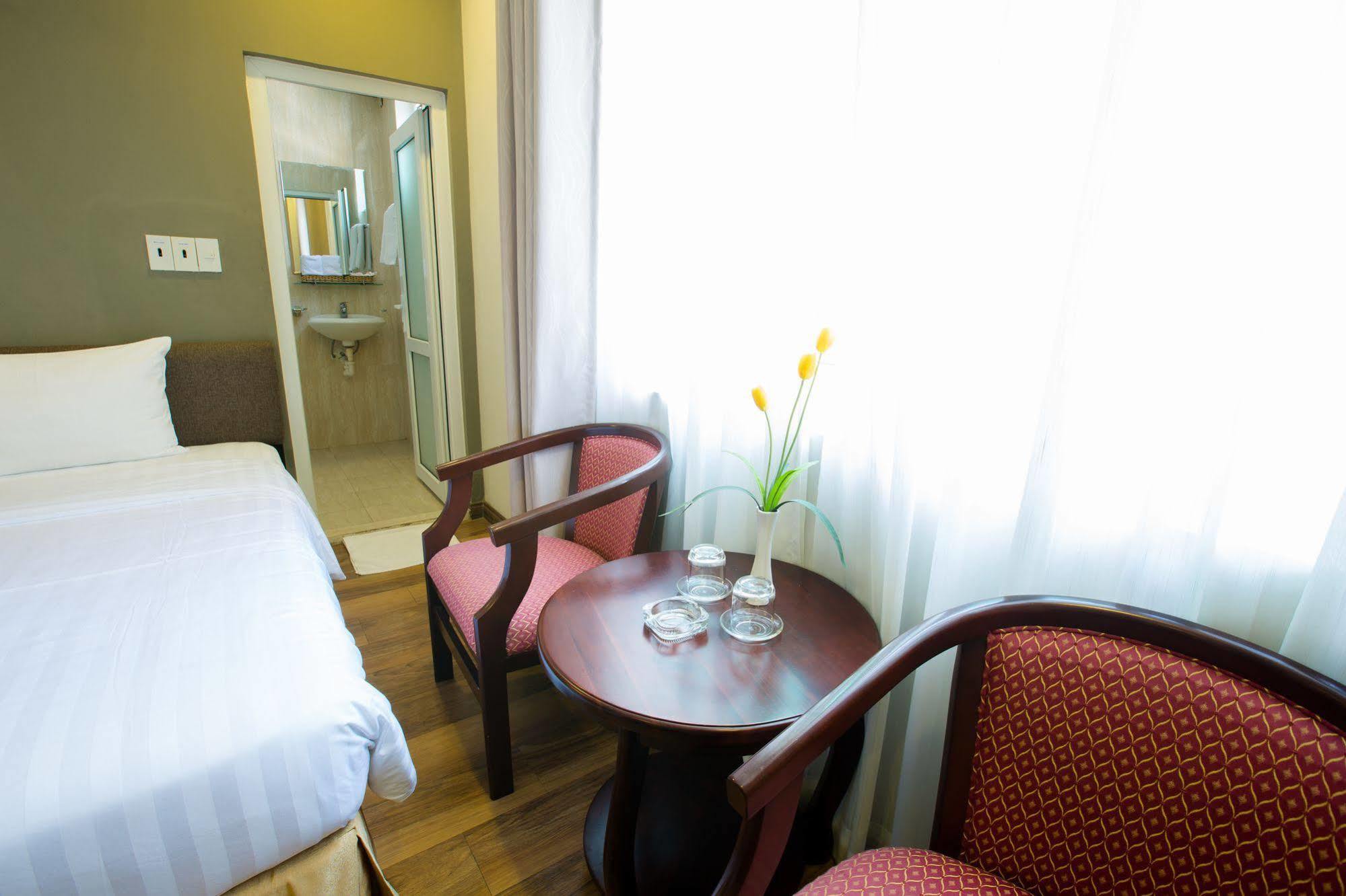 Sun Flower Hotel Нячанг Экстерьер фото